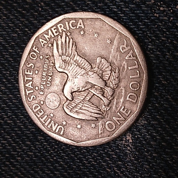 1979 Susan B Anthony Erick coin best offer so far 3000 and original price $1 in - Picture 2 of 4